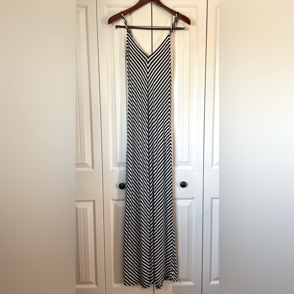 Missimo Striped Maxi Dress